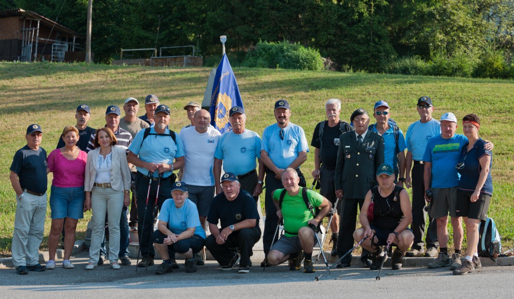 Novi Dol - pred odhodom pohodnikov