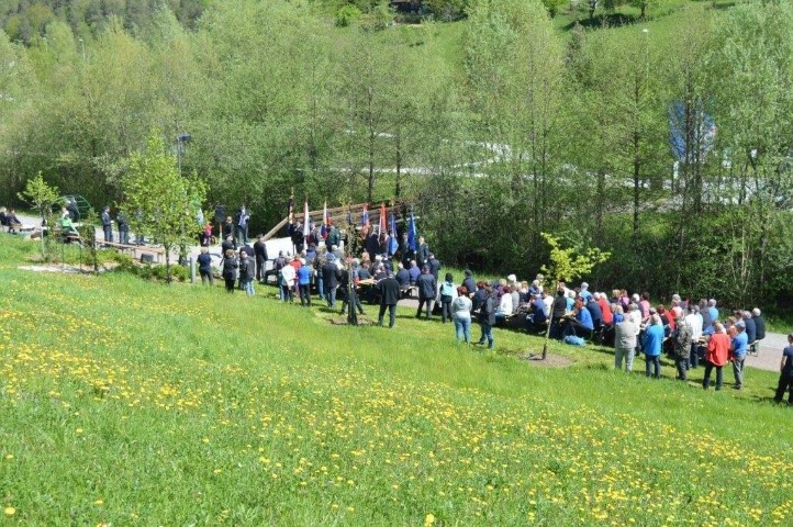Zbor veteranov in domoljubov ob Dnevu upora proti okupatorju v Europarku Zagorje