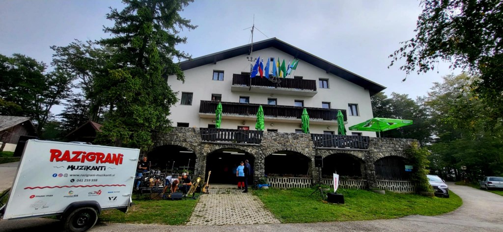 Pohod ob svetovnem dnevu miru in srečanje na Mrzlici