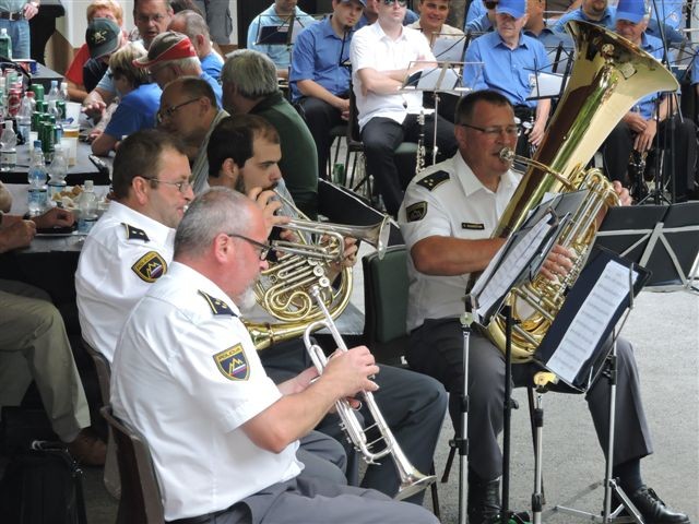 Sodelovanje kvarteta Policijskega orkestra na proslavi na Kopitniku